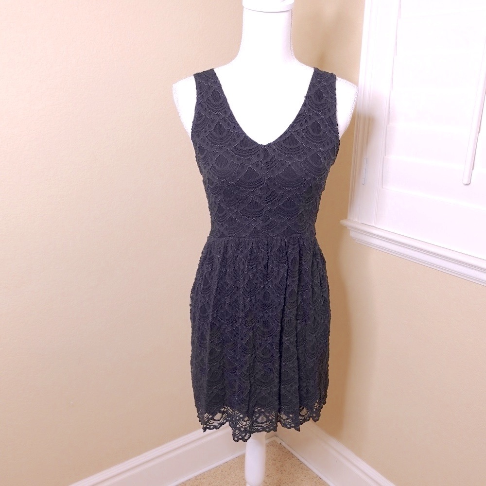 Bloomingdale's Aqua Black Lace V-Neck Fit & Flare Dress